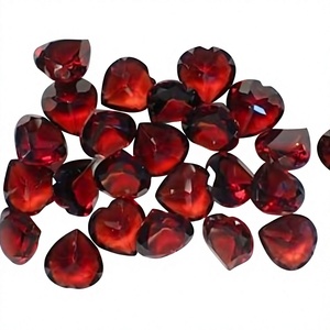 Granate natural Piedra preciosa suelta de alta calidad Color rojo Forma de corazón Corte facetado 5X5 MM del proveedor Comprar directamente de fábrica - Product Image 1
