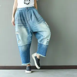 Celana Jeans kaki lebar wanita, Jeans pinggang elastis rumbai sobek untuk perempuan 2023