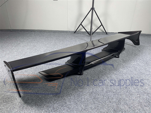 Aileron arrière en fibre de carbone pour GTR35 GT-R avec éclairage LED - Product Image 3