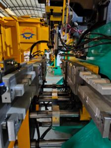 Les machines de moulage par extrusion-soufflage de la ligne de production automatique 12L font la bouteille de <span class=keywords><strong>jerrycan</strong></span>/huile de lubrifiant - Product Image 3