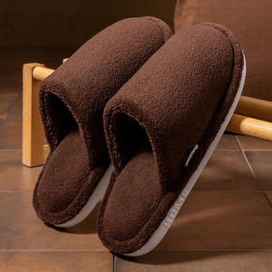 Chaussons en coton épais antidérapants pour toute la famille, pour l'automne et l'hiver, adaptés aux hommes et aux femmes, utilisables à l'intérieur et à l'extérieur. - Product Image 1
