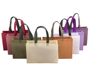 Bolso de hombro cruzado no tejido grueso tridimensional Explosiones Ropa Bolsa de embalaje de compras Impresión de logotipo personalizado - Product Image 1
