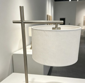 Lampe de chevet d'hôtel Wyndham pour chambre king-size, chambre d'hôtes, table de nuit simple, corps en fer nickel brossé, LED écologique, abat-jour noir, USB - Product Image 5