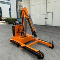 Mini-grue mobile rotative de 2 tonnes, hauteur de levage de 4,6 m, commande piétonne, palan hydraulique à batterie, grue à flèche autopropulsée de petite taille