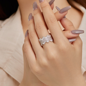 Anelli di zircone irregolari da donna di vendita calda lusso europeo americano classico alla moda gioielli in rame per il regalo di nozze di fidanzamento - Product Image 2