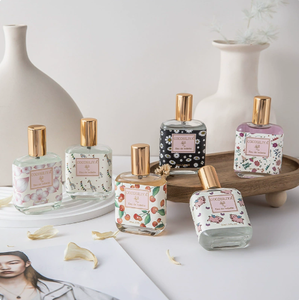 LovSens Mini <span class=keywords><strong>Perfume</strong></span> <span class=keywords><strong>de</strong></span> Osmanthus Ligero <span class=keywords><strong>de</strong></span> 30 ml, Aroma Floral Fresco y Limpio, Larga Duración, <span class=keywords><strong>Perfume</strong></span> en Spray para Citas Diarias, Estudiantes y Chicas - Product Image 1