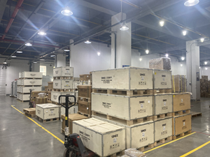 ตัวแปลงความถี่ EM730 50Hz 60 Hz VFD ตัวแปร380-480VAC 250kW สำหรับคอมเพรสเซอร์มอเตอร์เครื่องเป่าลม EM730-250-3 Ai-Optimized - Product Image 3