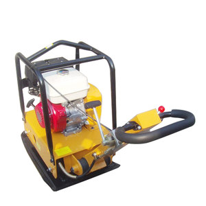 Gasoline Vibratory Forward Plate Compactor with Water Tank, <b>Walk</b> Behind Soil Compaction <b>Machine</b> for Construction - Product Image 4
