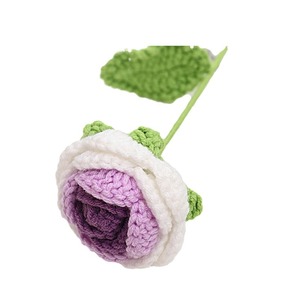Flores de rosa de lana hechas a mano con ganchillo, color degradado, ramo de regalo DIY realista para días festivos, regalo al por mayor. - Product Image 5