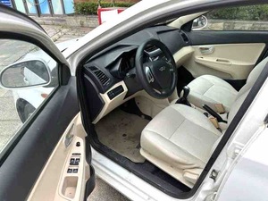 Chery Fengyun 2 Sedán <span class=keywords><strong>2013</strong></span>, Edición Comfort 1.5, Transmisión Manual, Sedán Usado Popular, Equipado con Aire Acondicionado - Product Image 4
