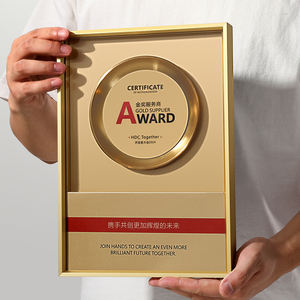 Placas <span class=keywords><strong>de</strong></span> metal <span class=keywords><strong>de</strong></span> alta gama personalizadas, Medalla autorizada <span class=keywords><strong>de</strong></span> aleación <span class=keywords><strong>de</strong></span> aluminio, trofeo <span class=keywords><strong>de</strong></span> premios <span class=keywords><strong>de</strong></span> impresión UV - Product Image 4