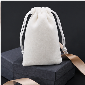 Sac de rangement pour bijoux en velours exquis, logo personnalisé, petite pochette à cordon pour pierres précieuses, montres, emballages de bijoux recyclables - Product Image 4