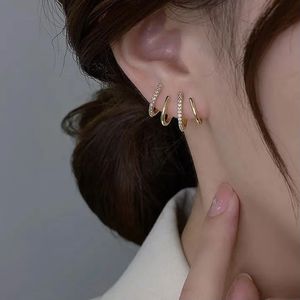 Xinfly Fine Jewelry 18K Gold Hiphop Style Twist 0.09CT Natural Diamonds <b>Earring</b> <b>Cuff</b> - Product Image 3