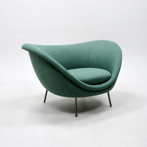 Sillón Moderno Minimalista de Dos Tonos, Tapizado en Terciopelo Ecológico, con Estructura Curva y Patas Metálicas, para Sala de Estar, Dormitorio y Vestíbulo de Hotel - Product Image 2