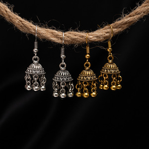 Boucles <span class=keywords><strong>d</strong></span>'oreilles pendantes exotiques vintage en alliage électroplaqué style ethnique, avec pompons bohèmes pour femme, livrées en boîte - Product Image 4