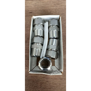 ข้อต่อท่อสแตนเลส Swagelok รุ่น SS-1610-1-16W มือสอง - Product Image 1