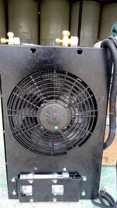 <span class=keywords><strong>Installation</strong></span> de modèle pratique de climatiseur de stationnement de type fendu ultra-mince 12/24V DC au fond du chariot - Product Image 5