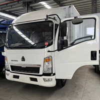 Camionnette fourgonnette Sinotruk HOWO 4x2 fiable, capacité de charge de 3 à 5 tonnes, idéale pour la livraison logistique urbaine, meilleur prix