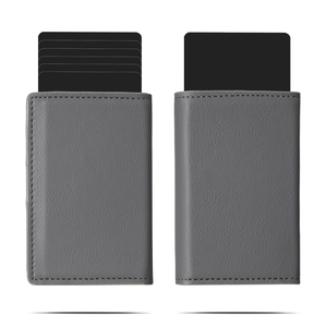 Tarjetero Magnético de Alta Calidad con Cierre Magnético, Bloqueo RFID y NFC, Porta Tarjetas Bancarias de Cuero, con Sistema Pop-up - Product Image 1