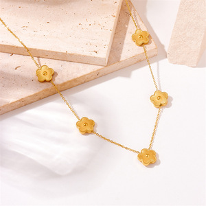 Flower Necklace Gold Plated Stainless Steel Everyday Wearing Pendant Chain N2527 - Product Image 3