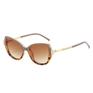 Nouvelles Lunettes de Soleil de Luxe pour Femmes 2026, Monture Large Diamantée, Style Œil de Chat Tendance et Élégant, Branches Métalliques de Haute Qualité avec Cristaux - Product Image 6