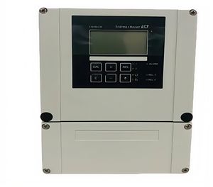 Endress Hauser Opgeloste Zuurstof Meetzender Liquisys Com253 Opgeloste Zuurstof Zender Eenkanaals Zender - Product Image 2