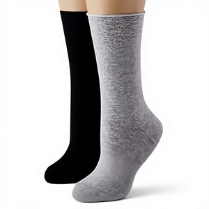 Chaussettes confortables à tige mi-haute, construction tricotée durable, ajustement flexible, matière respirante pour un usage quotidien régulier - Product Image 1