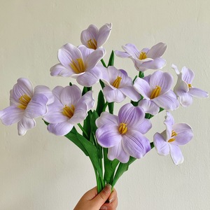 Bouquet de fleurs artificielles en PU en forme de tulipes pour la décoration de la maison et du salon, ornements floraux, livraison directe transfrontalière - Product Image 2