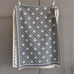 Bufanda de Cachemira Sintética Premium, Gruesa, Cálida, con Diseño Floral Exquisito, para Invierno, para Mujer - Product Image 4