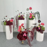 Groothandel 60cm rode kunstbloemenbollen Real Touch Dahlia Calla Lily bruiloft podium tafeldecoraties decoratieve bloempanelen