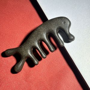 Peines de masaje herbales He Shou <span class=keywords><strong>Wu</strong></span> hechos a mano por el fabricante para el cuidado del cabello negro, moxibustión herbal china directa - Product Image 3