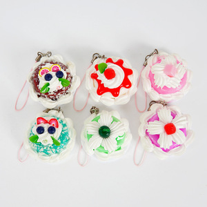 Pendentif gâteau dessert simulé en forme de crème, une pièce, pour dropshipping, ornement créatif pour sac et porte-clés, mini gâteau factice - Product Image 5