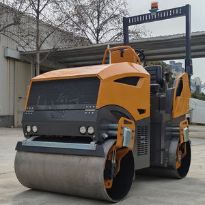 Compacteur de tranchées diesel à double tambour de 1, 3, 4 <span class=keywords><strong>et</strong></span> 5 tonnes, autopropulsé, expert <span class=keywords><strong>en</strong></span> compactage de remblais - Product Image 3