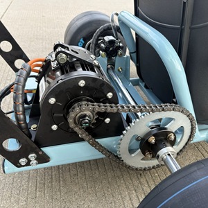 Kart à dérive TSKART Speed 120 km/h pour adultes avec frein à main, batterie 72V 40Ah, réglable, SED-30, performances haute vitesse, atteignez des vitesses élevées - Product Image 2