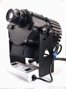 Proyector LED RGBW/Blanco 200W 6000K para Exteriores, Resistente al Agua IP65, Control DMX512/Activación por Sonido, E27, Aluminio, 200w - Product Image 1