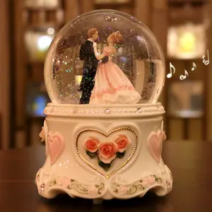 Seramik güller yeni evliler kar küre müzik kutusu yatak odası dekoru aksesuarları el sanatları lüks düğün sevgililer hediye kadın için