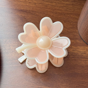 Pinces à cheveux en résine couleur fleur d'œuf, élégantes et mignonnes, style coréen <span class=keywords><strong>2026</strong></span>, personnalisées, simples et crémeuses, accessoires pour femmes et filles - Product Image 5