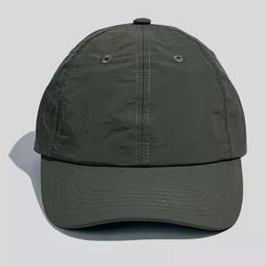 Gorras de Béisbol Personalizadas al por Mayor para Hombre, de Alta Calidad, con Correa de Cuero de 6 Paneles, 100% Algodón, Logotipo Bordado, Estilo Dad Hat Sin Estructura - Product Image 2