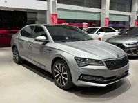 Skoda Superb 1.4T DSG 2023 d'occasion, de qualité supérieure, à vendre – Berline essence à deux roues motrices