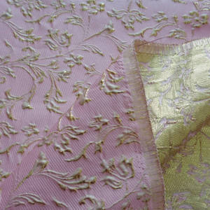Nouveau design, <span class=keywords><strong>fournisseur</strong></span> <span class=keywords><strong>textile</strong></span> chinois, tissu jacquard brodé en fil teint 3D à fleurs, 100% polyester, personnalisable, pour robe - Product Image 3