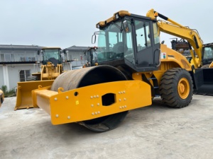 <b>Used</b> XS223J 22Ton Single Drum Vibratory <b>Road</b> <b>Roller</b> for <b>Road</b> and Base Construction - Product Image 5