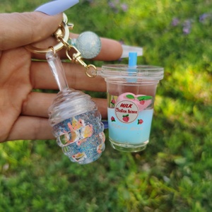 Grosir Kosmetik Kecantikan <span class=keywords><strong>Lip</strong></span> <span class=keywords><strong>Gloss</strong></span> Lipstik Alami Bebas Kekejaman Hewan Warna Dasar Anak-anak Buatan Khusus <span class=keywords><strong>Set</strong></span> Lipgloss yang Dapat Disesuaikan - Product Image 6