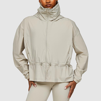 Veste de sport UV pour femmes par robe russe col haut avec protection du visage imprimé design respirant poche et cordon de serrage à la taille