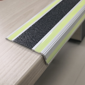 Perfil <span class=keywords><strong>de</strong></span> Aluminio Fotoluminiscente para Escaleras/Perfil Luminoso para <span class=keywords><strong>Escalones</strong></span>/Tiras Luminosas para Escaleras - Product Image 4