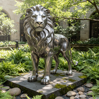 Sculpture de lion en acier inoxydable poli argenté sur mesure, fabriquée en Chine, grande statue d'animal en métal pour extérieur, statue de lion debout