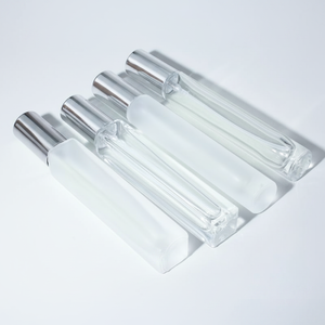 Flacone in Vetro Satinato da 10ml, Bottiglia per Profumo, Flacone per Fragranze Quadrato/Rotondo - Product Image 3