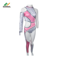 Paillettes personnalisées et frange strass franges personnalisées paillettes Majorette tenues uniforme de danse Majorette rouge pour équipe de danse