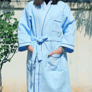 חלוק וופל איכותי מבית חרושת, צווארון קימונו עם לוגו מותאם אישית, חלוקי ספא יוקרתיים מכותנה לנשים, חלוק רחצה לספא - Product Image 3