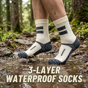 Chaussettes respirantes et imperméables pour hommes et femmes, idéales pour la randonnée, le vélo, la pêche et le ski - Product Image 4