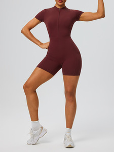 Mono de yoga de manga corta con cremallera para <span class=keywords><strong>mujer</strong></span>, estilo europeo-americano, con bolsillos funcionales, levantacaderas, ajustado, personalizable, deportivo, de una pieza. - Product Image 4